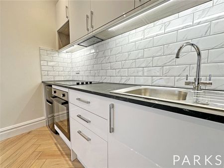 Tisbury Road, Hove, East Sussex, BN3 3BL - Photo 2