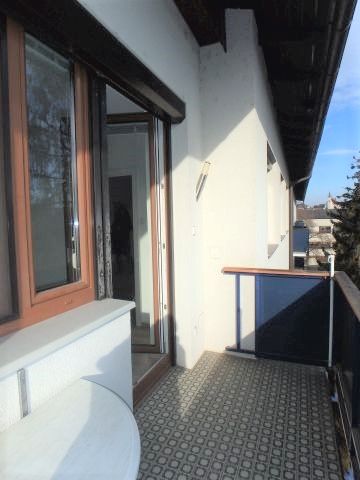 HELLE 3-ZIMMER WOHNUNG MIT BALKON UND GARAGENMÖGLICHKEIT - Photo 4