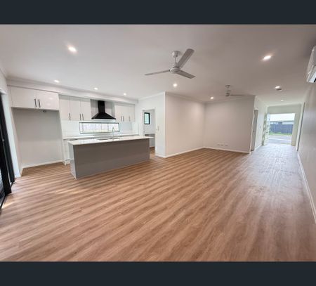 49 Del Manso Crescent, Edmonton, Qld 4869 - Photo 5