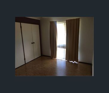 Delightful 3x1 Family Home - Photo 1