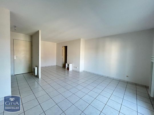 Location Appartement 2 pièces 47m² VIERZON 18100 - Photo 1