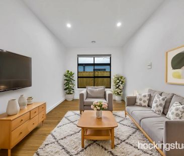 GREAT FAMILY HOME - Photo 3