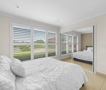 MODERN THREE BEDROOM HOME IN GREAT LOCATION! - Photo 5