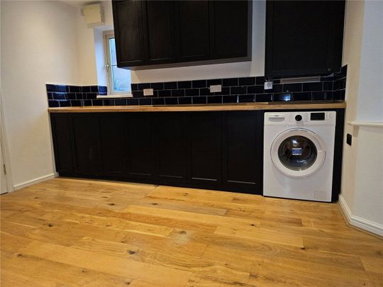 Betts Avenue, Hucknall, Nottingham, Nottinghamshire, NG15 - Photo 1
