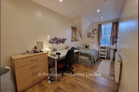 14 Bedroom Student House Properties Hyde Park Leeds - Photo 2