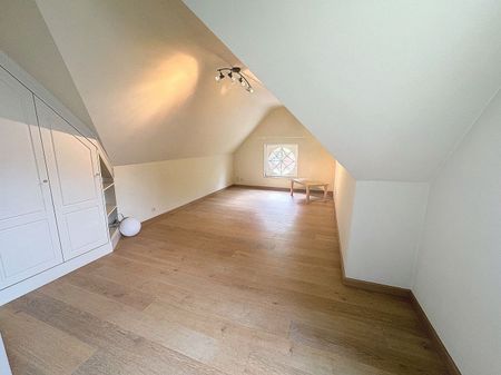 Ruime en gezellige woning met prachtige tuin - Photo 5