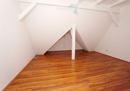 Romantische Dachgeschoss-Maisonette-Wohnung!!! - Photo 4