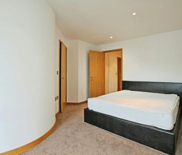 Flat to rent on - Photo 3