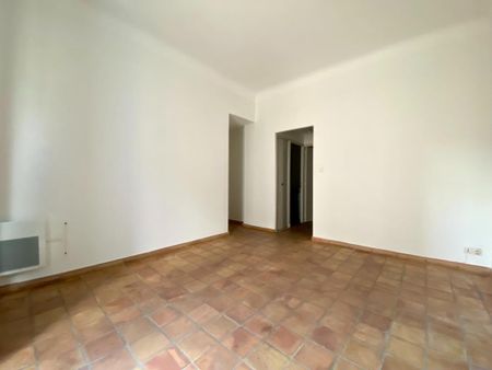 Location Appartement 2 pièces 32m² AVIGNON 84000 - Photo 5