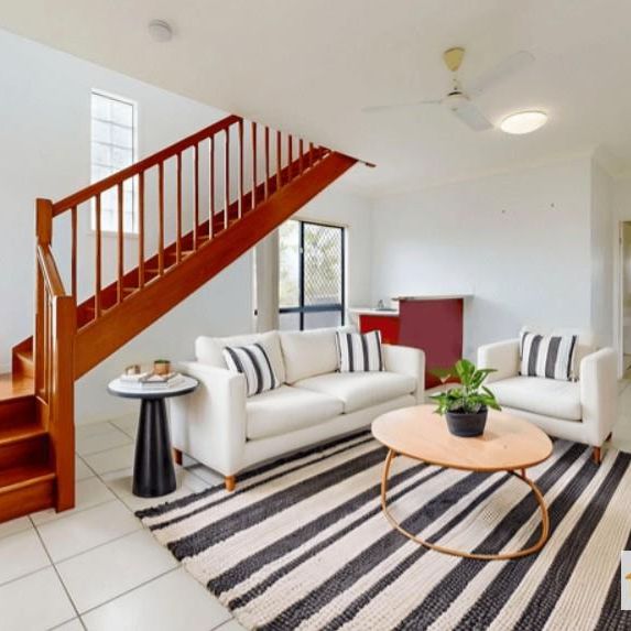 33 Timbury Way, Mount Louisa QLD 4814 - House For Rent | Domain - Photo 1