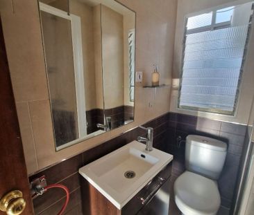 Piso de alquiler en Carrer de San Carlos, Carolinas Bajas - Photo 6