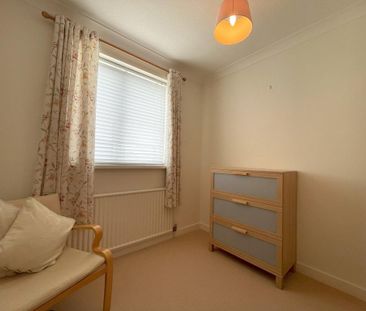 3 bedroom semi-detached house to rent - Photo 5