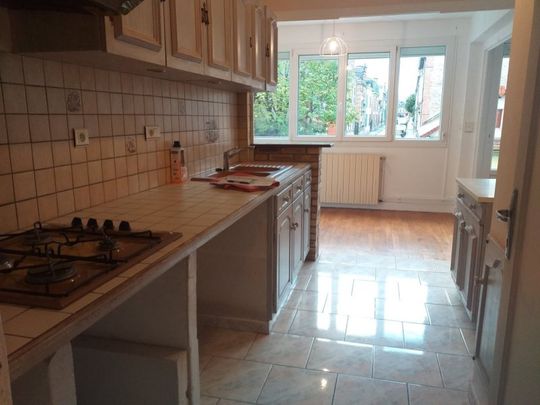 Location Appartement 3 pièces 65m² TROYES 10000 - Photo 1