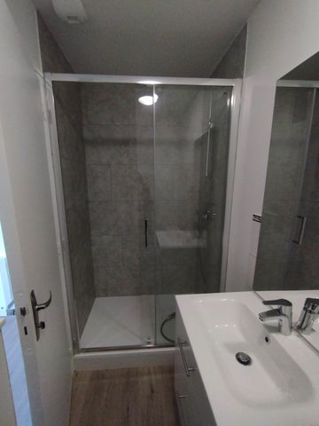 Appartement - 2 pièces - 32 m² - Laval - Photo 4