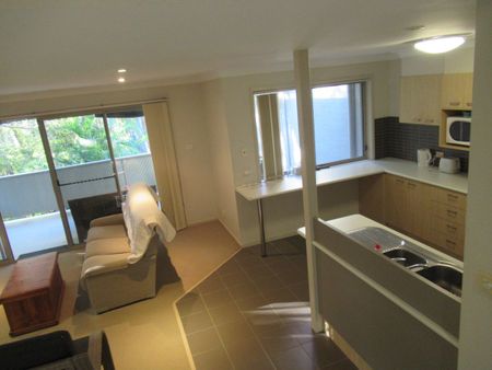 Privacy Plus - Quality Townhouse! - Photo 2
