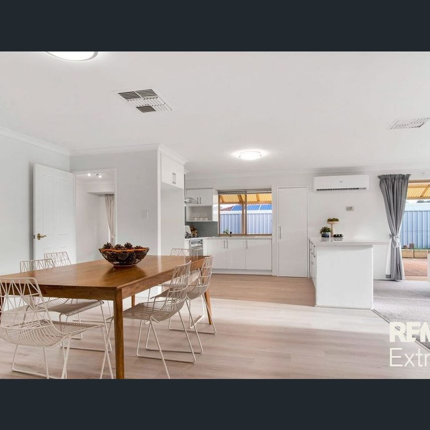 Spacious 4x2 Family Home with Multiple Living Areas and Outdoor Entertaining - Photo 1