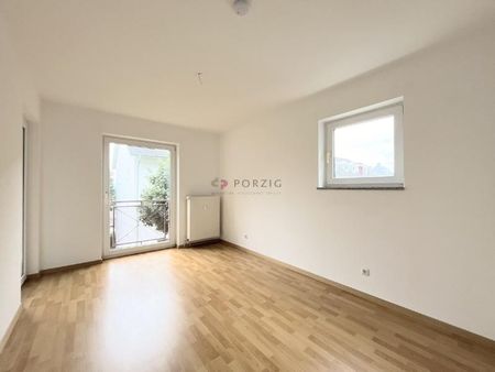 Schicke 2-Zimmer mit großem Balkon - Foto 4