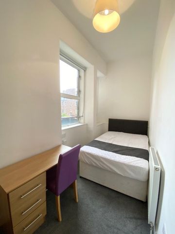 5 bedroom apartment to rent - Photo 3