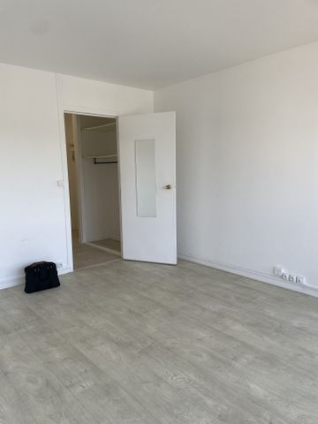 Location Appartement 1 pièce 24m² VITRY SUR SEINE 94400 - Photo 3