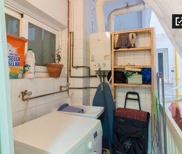 barcelona, Catalonia 08015 - Photo 6