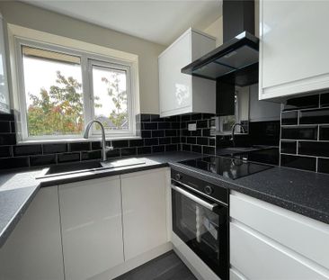 Studio to rent - Photo 6