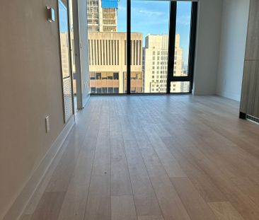 For Lease - 8 Cumberland Street Unit# 4504, Toronto, Ontario - Photo 4