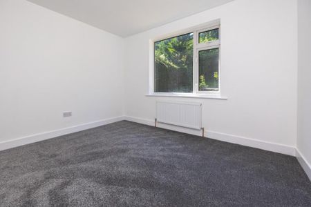 2 bedroom maisonette to rent - Photo 4