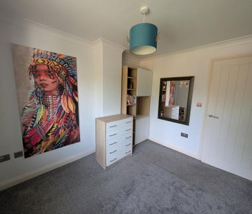 3 bedroom semi-detached house to rent - Photo 3