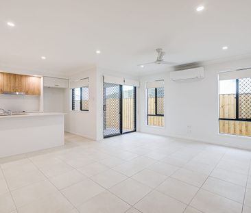 Stylish 3 Bedroom Duplex - Photo 1