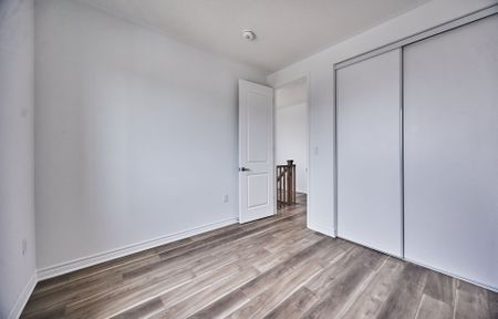 For Lease - 3378 Salt Springs Drive, Pickering, Ontario - Photo 4