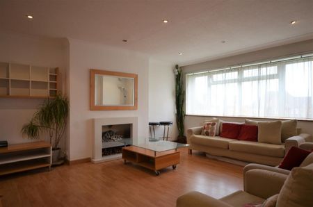 Salmon Street, Kingsbury, London, NW9 8NE - Photo 3