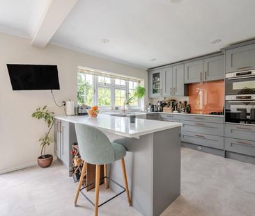 5 bedroom terraced house to rent - Photo 3