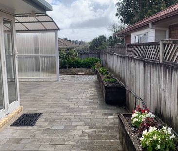 WHEN ONLY THE BEST WILL DO - SUPER SIZED STANDALONE HOME - PUKEKOHE - Photo 1