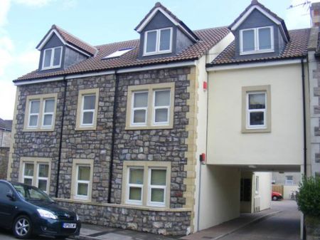 Albert Road, Weston-super-Mare, North Somerset - Photo 3