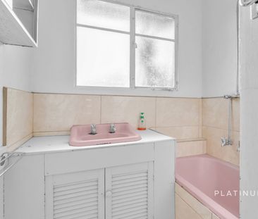 Home Sweet Home! - Photo 3