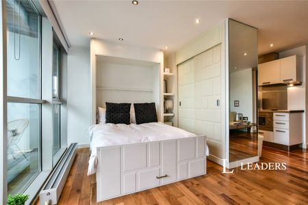 studio to rent The Edge, Clowes Street, Salford, M3 - Photo 3