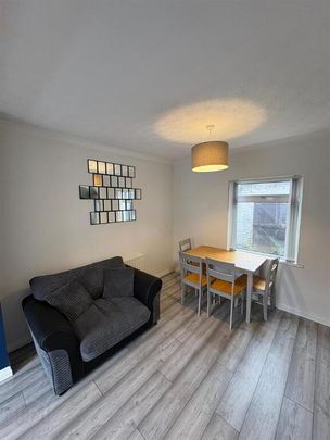 47 Sandbrook Park, Belfast, BT4 1NL - Photo 1
