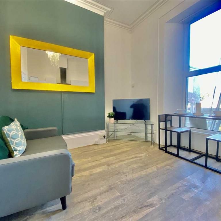 2 bedroom house share to rent - Photo 1