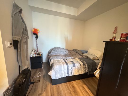 For Lease - 20 Edward Street Unit# 820, Toronto, Ontario - Photo 1