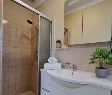 11a Curtis Court, Cranbourne, VIC 3977 - Photo 5