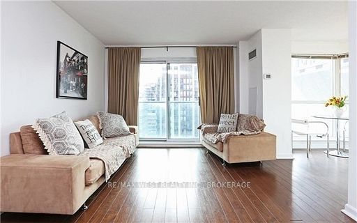 For Lease - 8 Park Road Unit# 2012, Toronto, Ontario - Photo 1