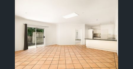 Large Family Home in Ascot School Zone - Photo 3