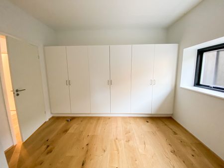 Lækker 2-værelses lejlighed i skønne omgivelser - Photo 2