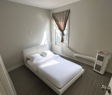 For Lease - 25 Howard Street Unit# APT 1 - Rm B, Toronto, Ontario - Photo 4