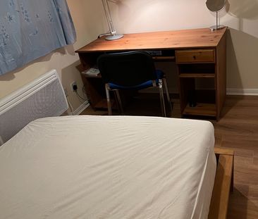 2 Bed Terraced House, Millhouse Drive, G20 - Photo 3