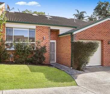 Great Townhouse & A Leafy Area - Photo 1