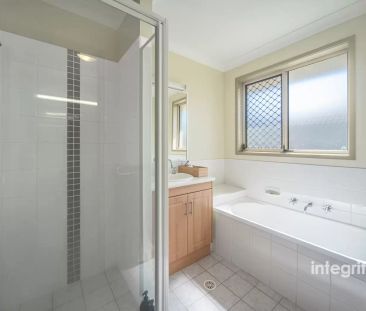 Loads of Space - Photo 5