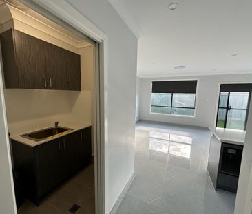 waiting for you - Photo 6