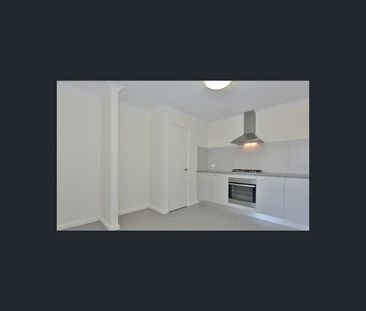 2/4 Balfour Road, Swan View, WA 6056 - Photo 3