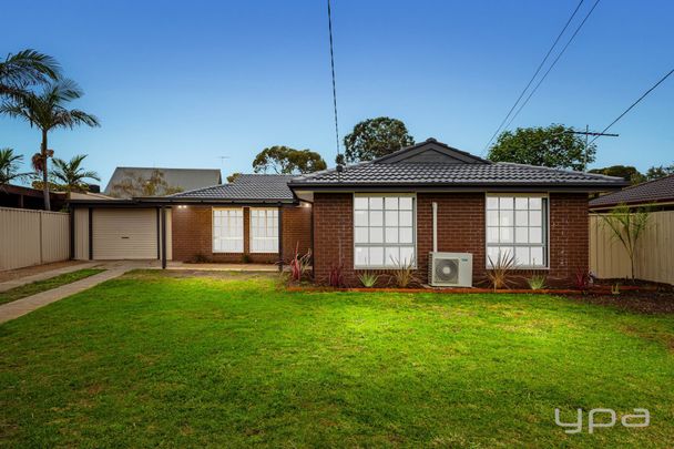 2 Bottlebrush Drive, Hoppers Crossing - Photo 1